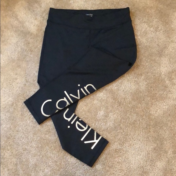 Calvin Klein Performance Wear - Picture 2 of 7